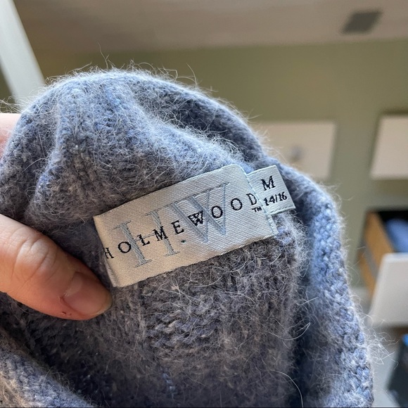 Vintage British Holmewood Angora Wool Blue Cable Knit Sweater - Picture 6 of 7